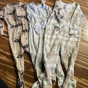 Old Navy 12-18m double zip PJs